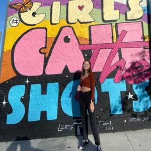 Meet your Posher, Brooke